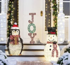 Joiedomi Light Up Penguin Christmas Decoration 3ft 13 Joiedomi Light Up Penguin Christmas Decoration 3ft -Christmas Ornaments Sales Store 3ft 140 LED Cotton Penguin Yard Light 2 600x559 1